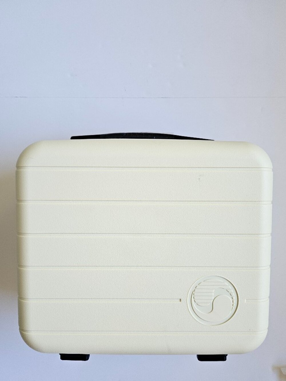 Korean Air White Hard Shell Carry Case Mini Suitcase Travel Airline Luggage 15L